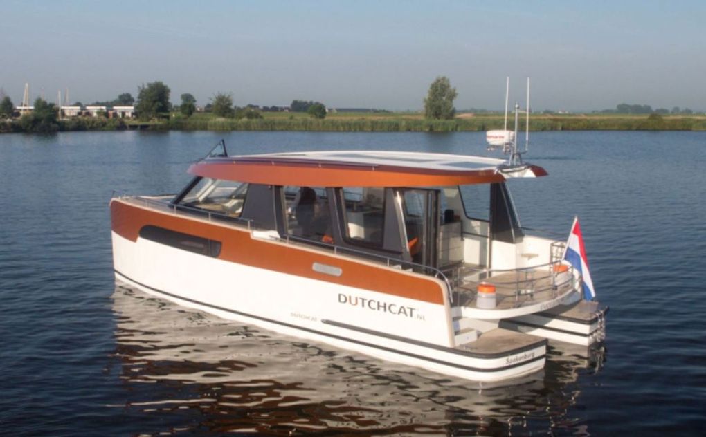 Découverte du Dutchcat 12, le catamaran motoryacht modulable par