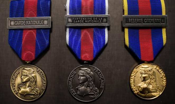MEDAILLE DES RÉSERVISTES VOLONTAIRES DE DÉFENSE ET DE SÉCURITÉ