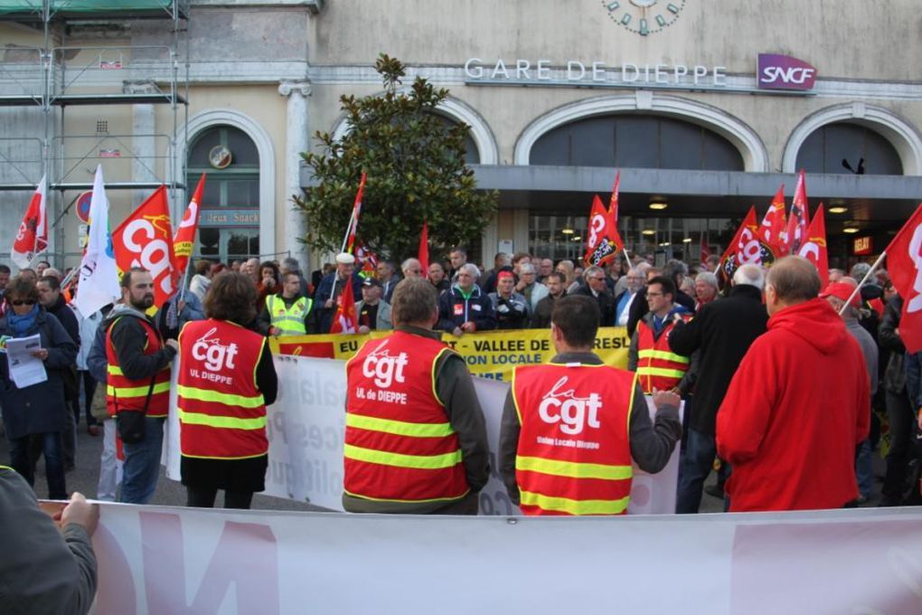 8 octobre 2015: 500 manifestants à Dieppe