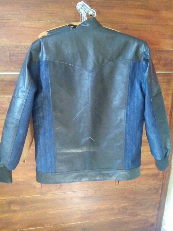 Wa 0852 1145 2294 Jaket Kulit Kambing Jaket Kulit Domba wa 0852 1145 2294 jaket kulit kambing jaket kulit domba