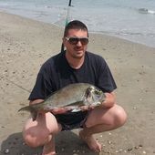 Thomas met la barre haute - Dorade Surfcasting