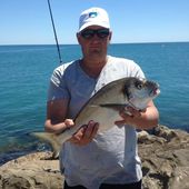 Jon casse la barraque - Dorade Surfcasting