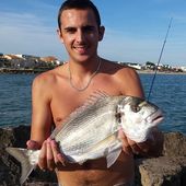 Matt et sa belle - Dorade Surfcasting