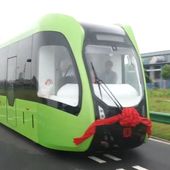 Le premier train sans rails du monde a été dévoilé en Chine