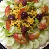 Salade de comcombre - Les saveurs culinaires de Rosa