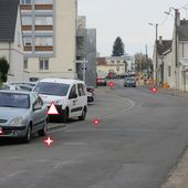 Attention chantier : Piétons prenez le trottoir d'en face...si vous le pouvez ! - Bougez autrement à Blois - Bougez autrement dans le val de Loire