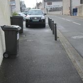 Accessibilité pour les piétons ! Des riverains déplorent des difficultés de circuler sur les trottoirs ! le 1er janvier 2018, il y aura du changement... - Violence Routière 41 - Bougez autrement à Blois - Bougez autrement dans le val de Loire -