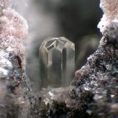 Le collier de perles-pierres pour construire un monde meilleur - N à Z - coco Magnanville