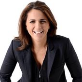 2015 AU POSTE avec Valérie Bénaim diffusé le 29 décembre sur D8 !