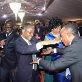 CONGO : les comploteurs célèbrent le transfert en prison de leur otage Jean-Marie Michel MOKOKO, vrai vainqueur du premier tour de l'élection présidentielle (mis à jour)