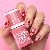 Fun with dots! Nail Art with Models Own HyperGel shades