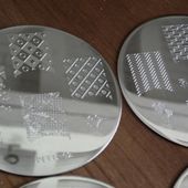 En 3 semaines chrono, sans frais de douane, mes Pueen Cosmetics Plates pour le stamping...