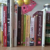 Livres et recettes de cuisine salées,sucrées, végéta*iennes, pour enfant, pour occasions diverses. -