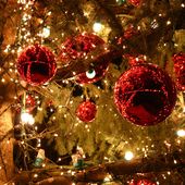 Bibliographie - Noël et Fêtes de fin/début d'année: Traditions, Histoires, Festivités et Recettes.