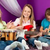 Aider son enfant à développer son langage grâce à la musique