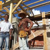 Pour CONSTRUIRE une MAISON INDIVIDUELLE dans les CARAIBES : suivez la flèche de "Entreprise Construire" - 3D Trade Center