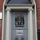 DUBLIN - LES PORTES COLOREES - TROUSSE CADETTE PHOTO