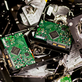 La foudre frappe un datacenter de Google, qui perd des données utilisateurs - OOKAWA Corp.