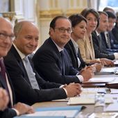 François Hollande tente de préserver l'élection présidentielle des cyberattaques - OOKAWA Corp.