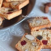 Fekkas : Biscuits croquants aux amandes et fruits confits - Blog cuisine marocaine / orientale Ma Fleur d'Oranger / Cuisine du monde /Recettes simples et cratives