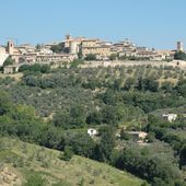 42° 53 : 3 nouvelles étapes sur la même lattitude que Cazaux Debat à Cinigiano, Montefalco et Martinsicuro