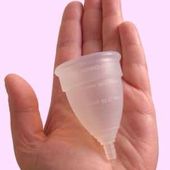 La coupe menstruelle et l'histoire des règles et protections - Rachel Monnat / Accrosens