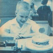 DOCUMENT: TRAIN ELECTRIQUE SPECIAL POUR HAMBURGERS - car-collector