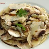 Carpaccio de champignons de Paris au vinaigre balsamique.