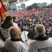 Soutien aux Goodyear Nous sommes tous condamnés à agir! - Front Syndical de Classe