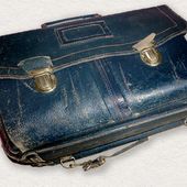 La petite fille au cartable