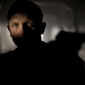 Le générique de fin du 20H de TF1 en mode 007. - LeBlogTvNews