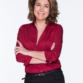 Derrière le poste avec Énora Malagré : le sommaire ce jeudi 28 avril..