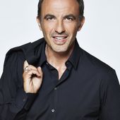 19H Live avec Nikos Aliagas dès le 11 juillet à 18h50 sur TF1. - LeBlogTvNews