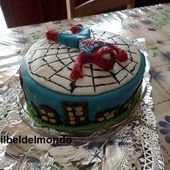 spiderman cake c'est trop facile