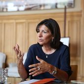 Travail du dimanche : Hidalgo soulève "l'inconstitutionnalité" de la loi Macron