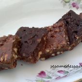 Carrés chocolatés à la pâte d'amande - Le Sésame Des Saveurs