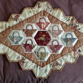 Patchwork avec des hexagones - Le blog de scrap-mixedmedia