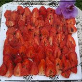 Carpaccio de fraise, basilic et vinaigre balsamique - La cuisine de poupoule
