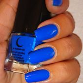 Vernis bleu COBALT de chez SABRINA AZZI - NailartAngel