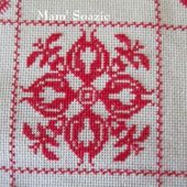 SAL : Plaid Broderie Rouge... Grille 26 / F2 - Chez Mamigoz