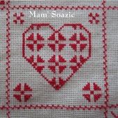 SAL : Plaid Broderie Rouge... Grille 65 / B4 - Chez Mamigoz