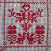 SAL : Plaid Broderie Rouge... Grille 44 / K7 - Chez Mamigoz
