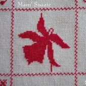 SAL : Plaid Broderie Rouge... Grille 59 / L10 - Chez Mamigoz