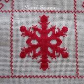 SAL : Plaid Broderie Rouge... Grille 62 / K13 - Chez Mamigoz