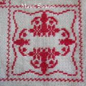 SAL : Plaid Broderie Rouge... Grille 37 / M13 - Chez Mamigoz