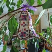 Clochette Campanule brodée aux Points Spéciaux, déco Sapin de Noël. - Chez Mamigoz