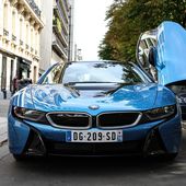 BMW i8 aperçue à Paris! - Ultimate Supercars