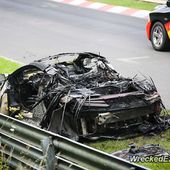 Un prototype réduit en cendres - Ultimate Supercars