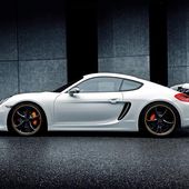 Vidéo: Porsche Cayman GTS VS kart sur un circuit de karting! - Ultimate Supercars