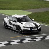 Première voiture de course sans pilote, l'Audi RS7 piloted driving sera lancée sur circuit le 19/10 - Ultimate Supercars